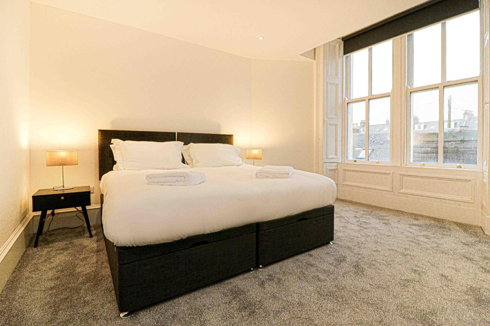Beachwalk Apartments By Nova Suites Ayr Zewnętrze zdjęcie